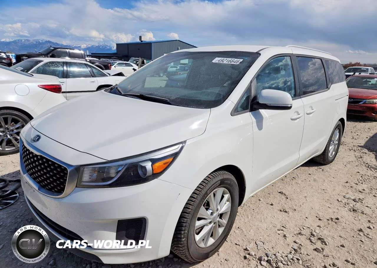 2015 Kia Sedona Lx