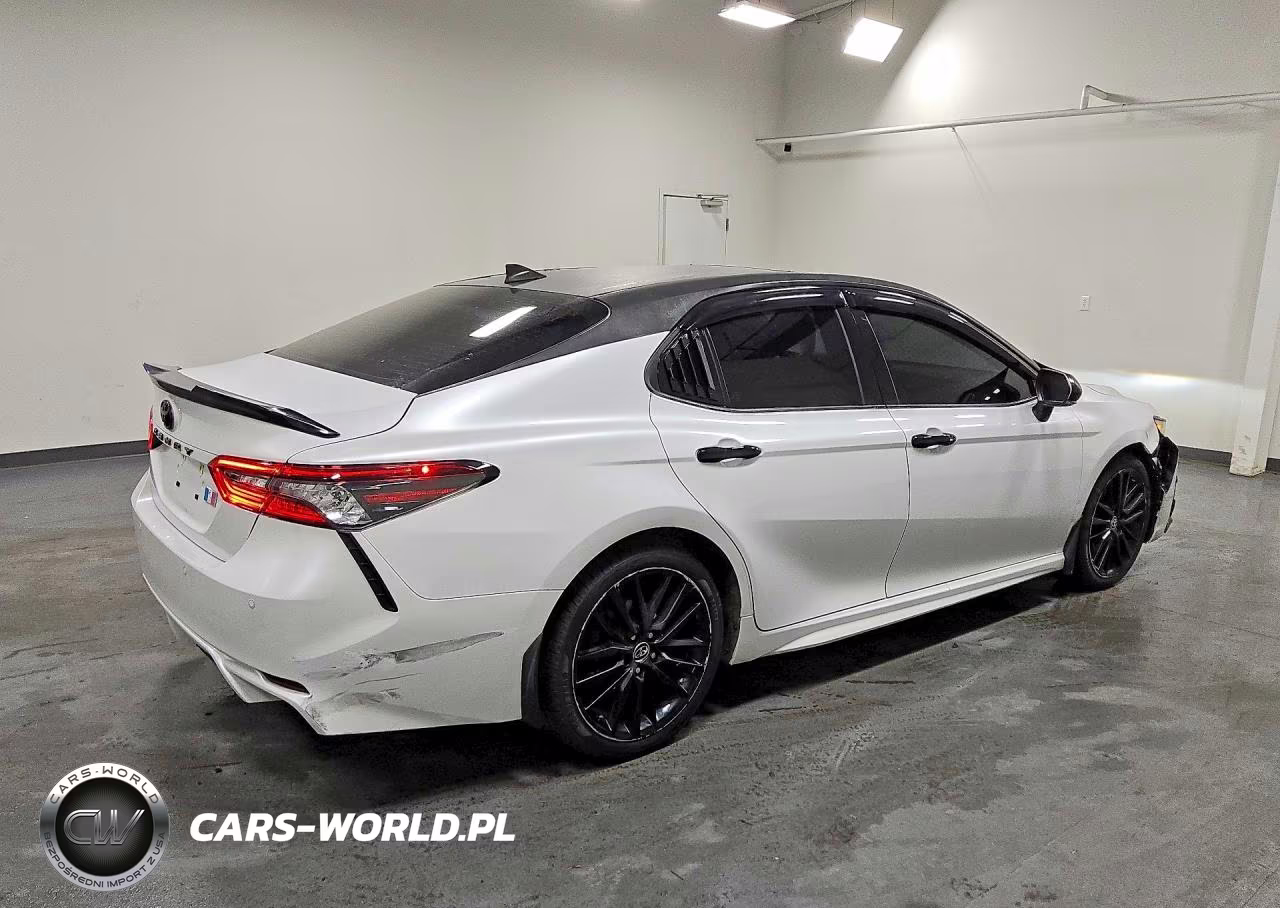 2022 Toyota Camry Xse VIN:4T1K31AK9NU596775 - 3