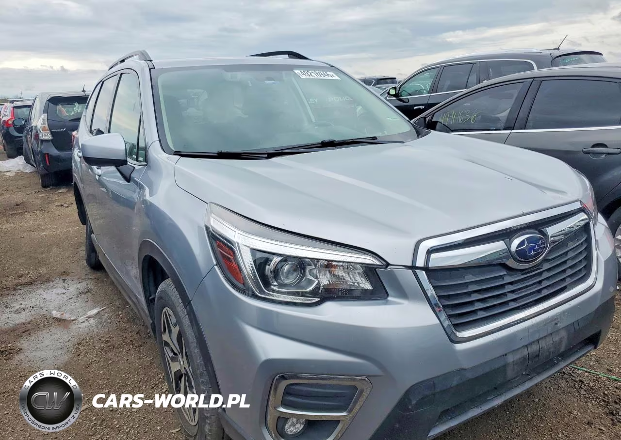 2019 Subaru Forester Premium VIN:JF2SKAGC1KH571754 - 4