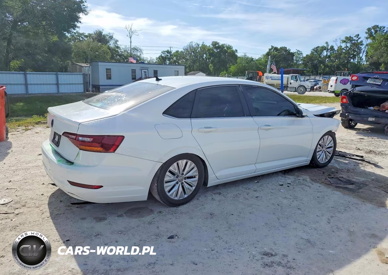2019 Volkswagen Jetta S VIN:3VWN57BU4KM233635 - 3