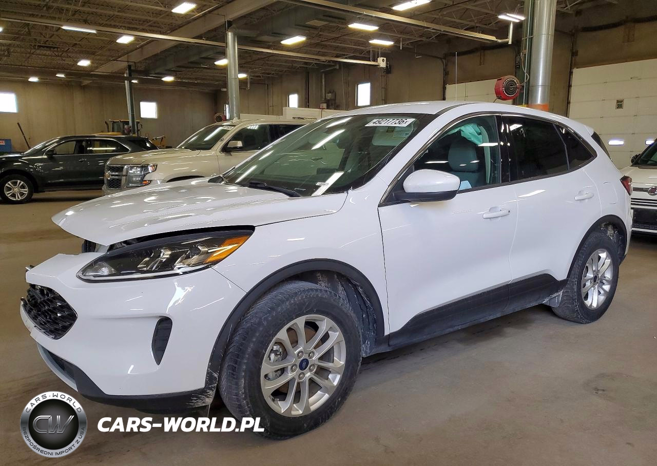 2020 Ford Escape Se