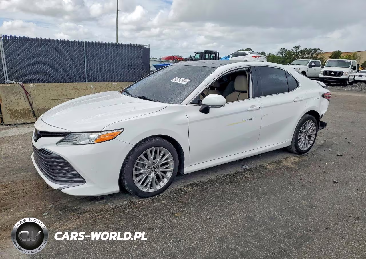 2020 Toyota Camry Xle