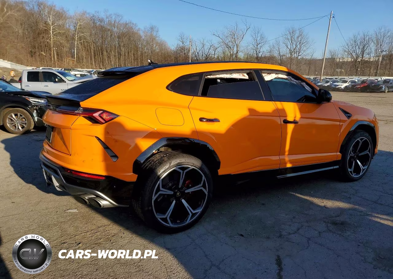 2019 Lamborghini Urus VIN:ZPBUA1ZL1KLA04201 - 3