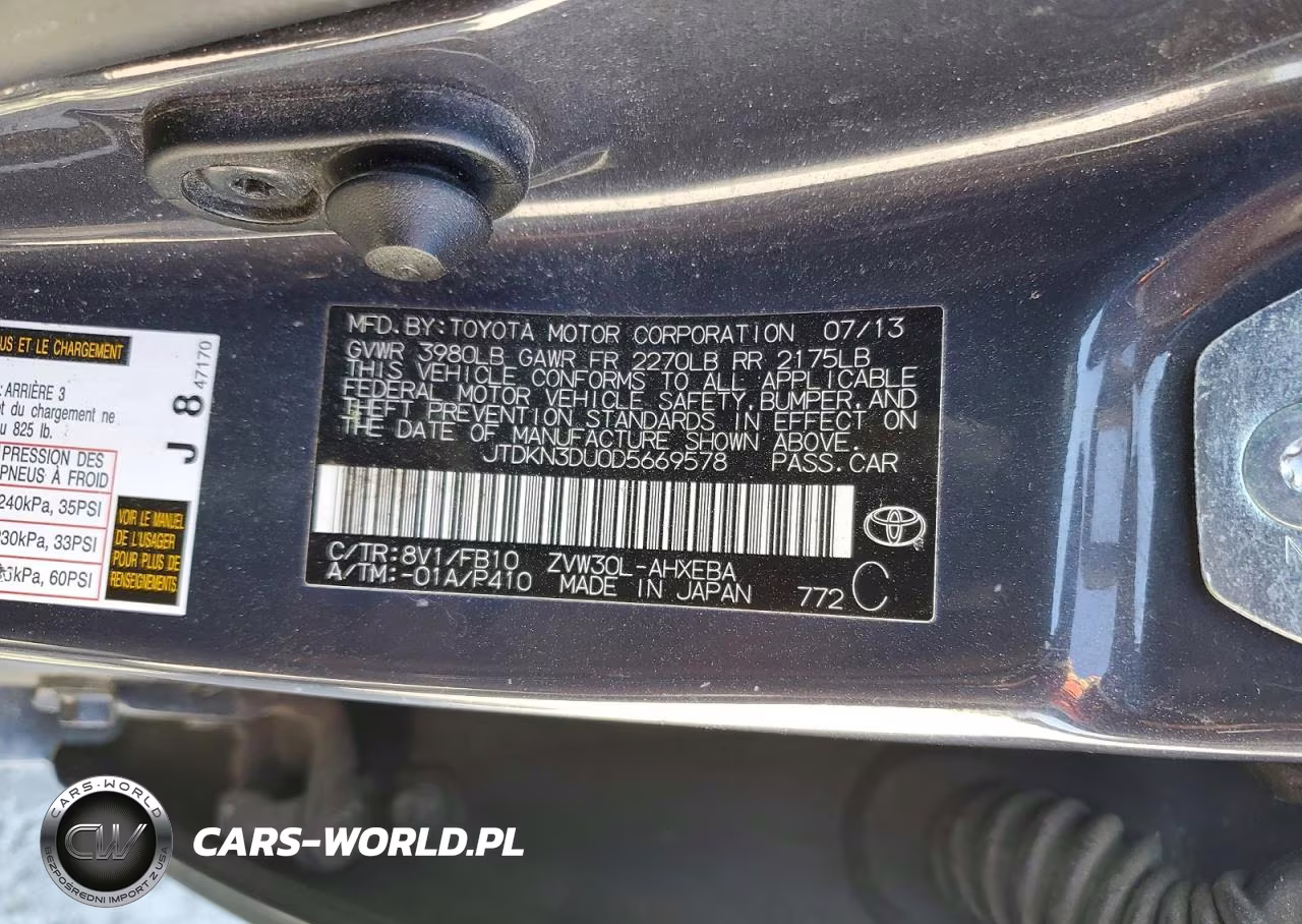 2013 Toyota Prius Two VIN:JTDKN3DU0D5669578 - 12