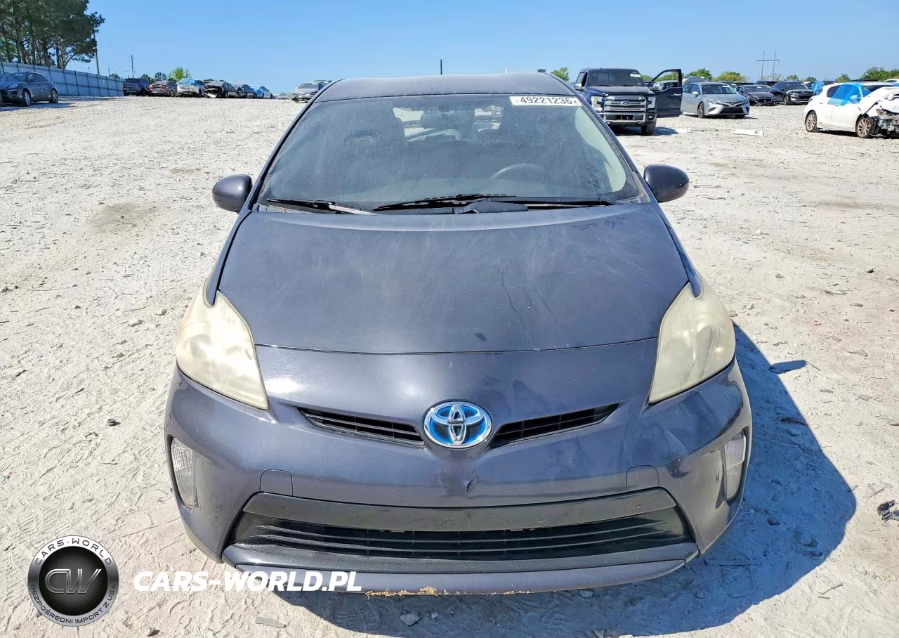 2013 Toyota Prius Two VIN:JTDKN3DU0D5669578 - 5