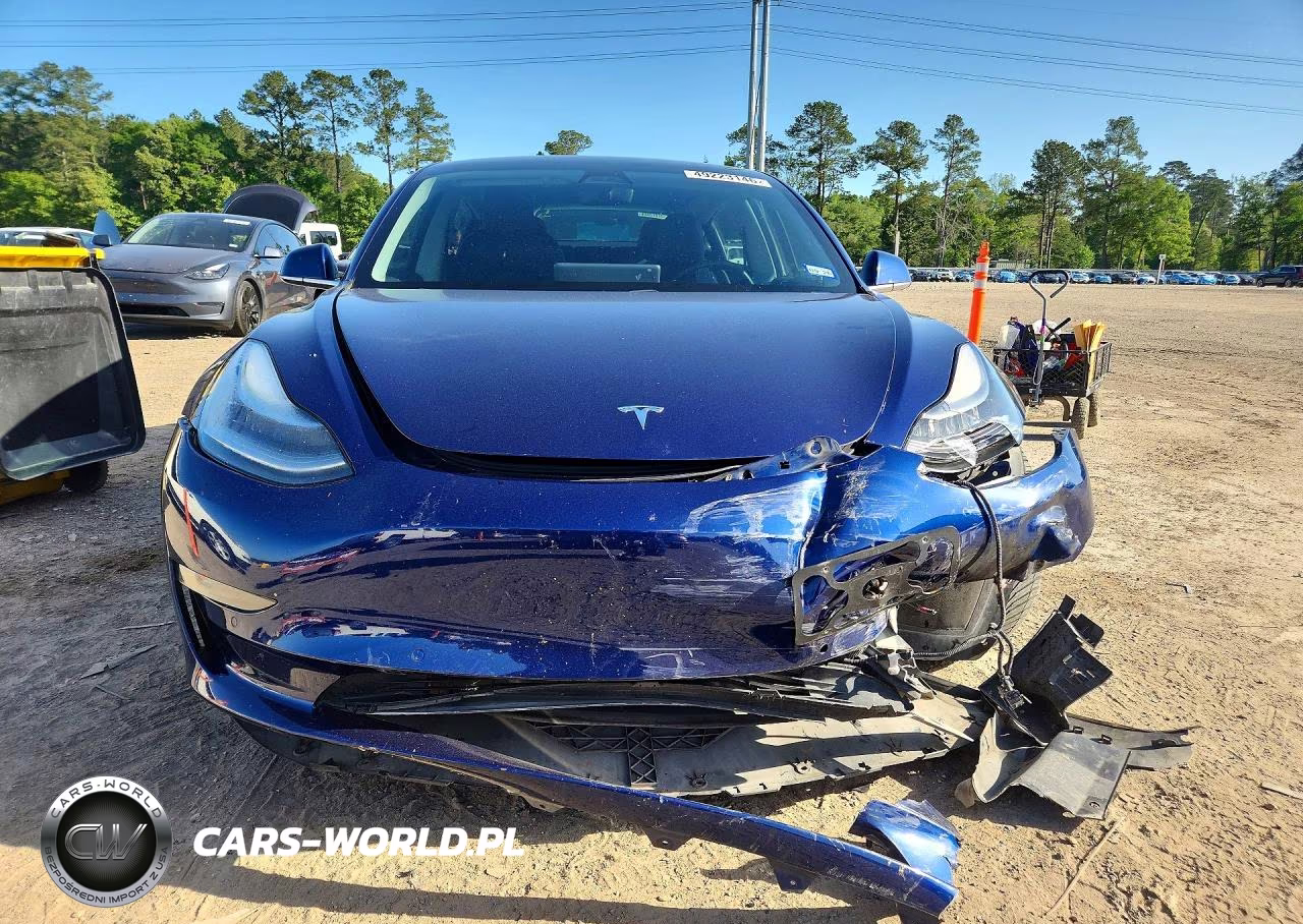 2018 Tesla Model 3 VIN:5YJ3E1EAXJF059260 - 5