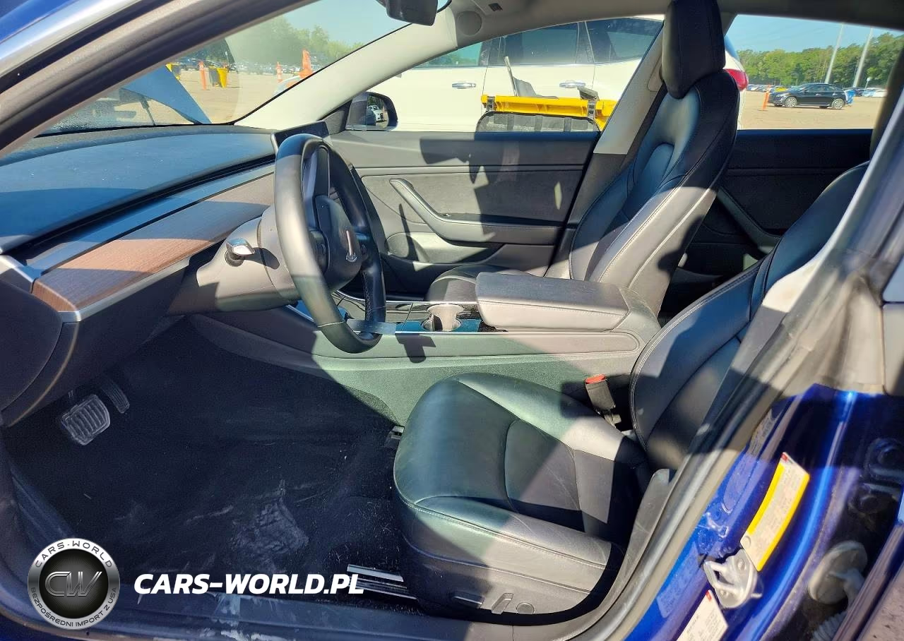 2018 Tesla Model 3 VIN:5YJ3E1EAXJF059260 - 7