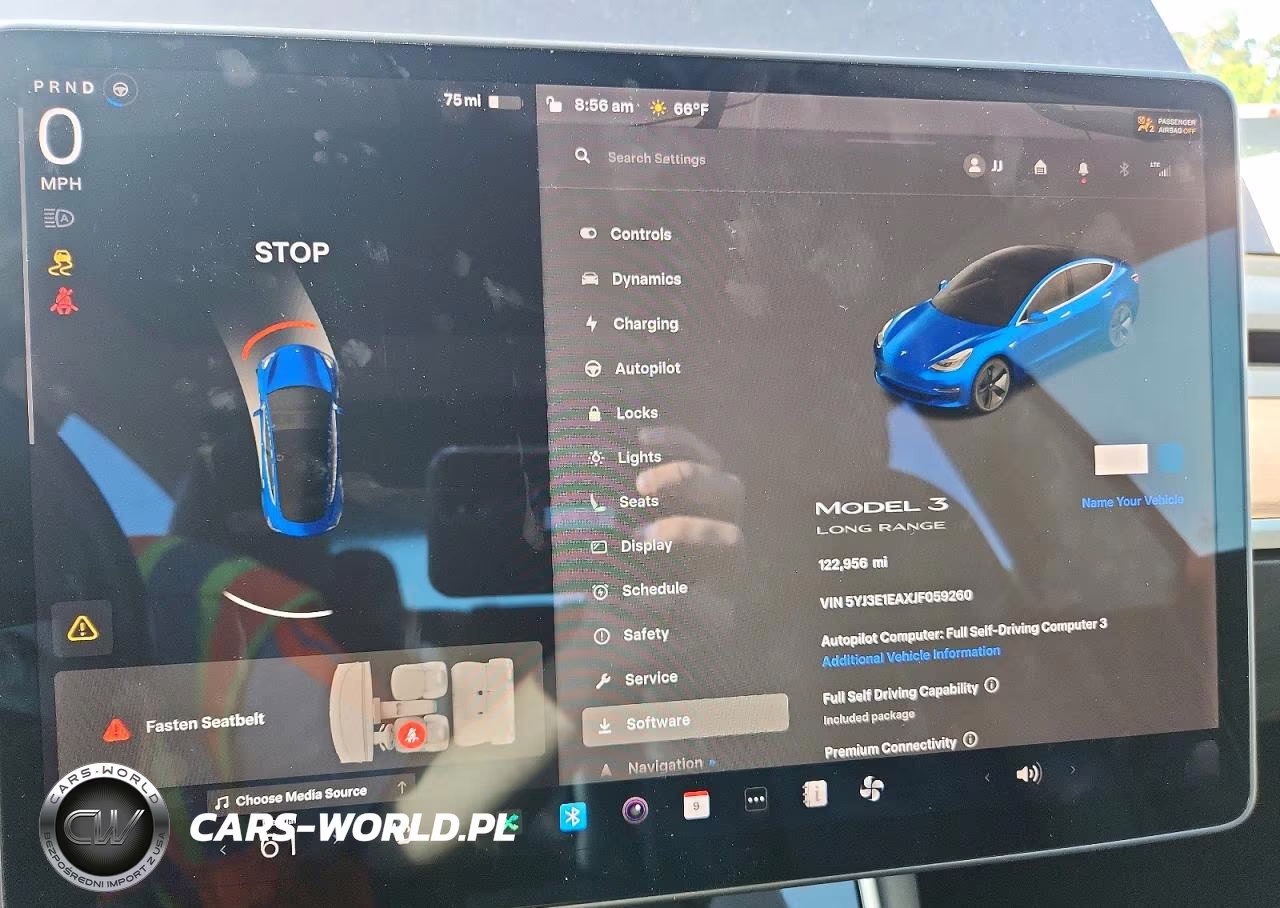 2018 Tesla Model 3 VIN:5YJ3E1EAXJF059260 - 9