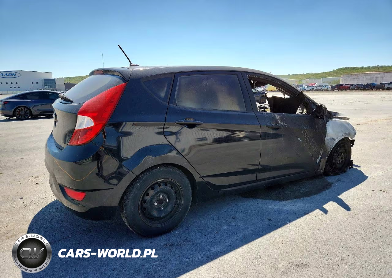 2012 Hyundai Accent Gs VIN:KMHCT5AE7CU021724 - 3