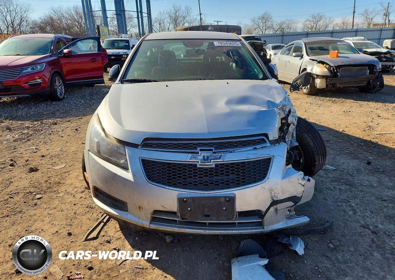 2014 Chevrolet Cruze Lt VIN:1G1PC5SB9E7384465 - 5