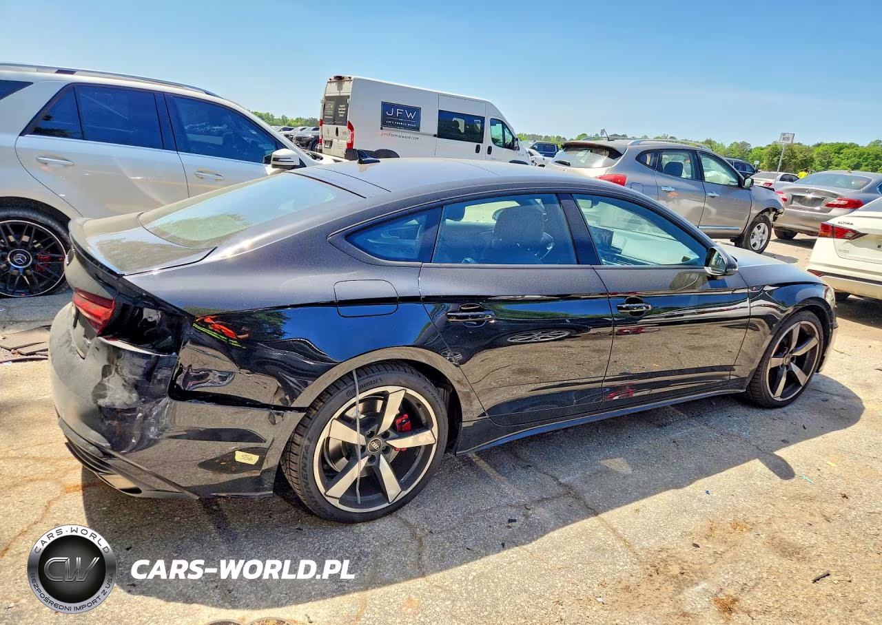 2024 Audi A5 Premium Plus 45 VIN:WAUFACF55RA044852 - 3