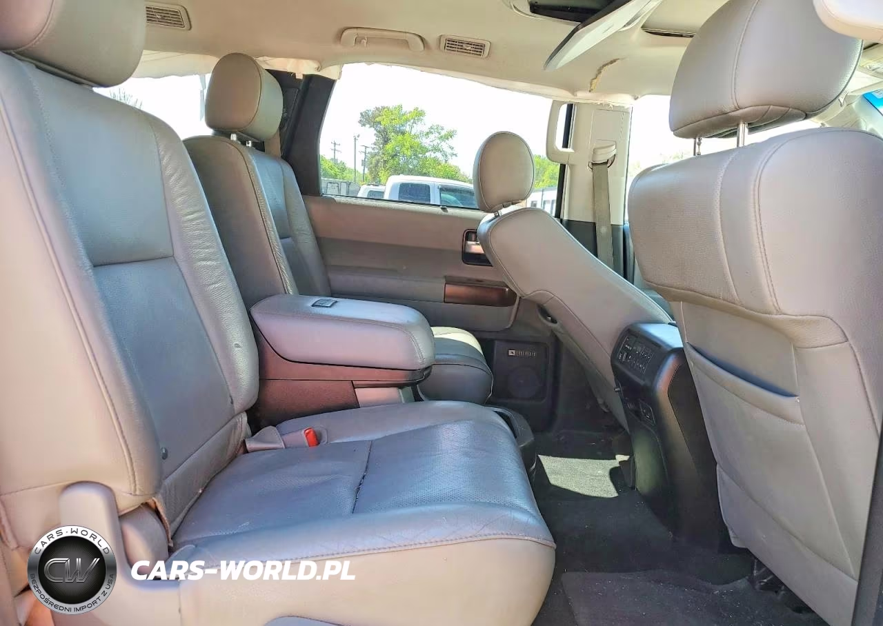2015 Toyota Sequoia Platinum VIN:5TDDW5G14FS117453 - 11