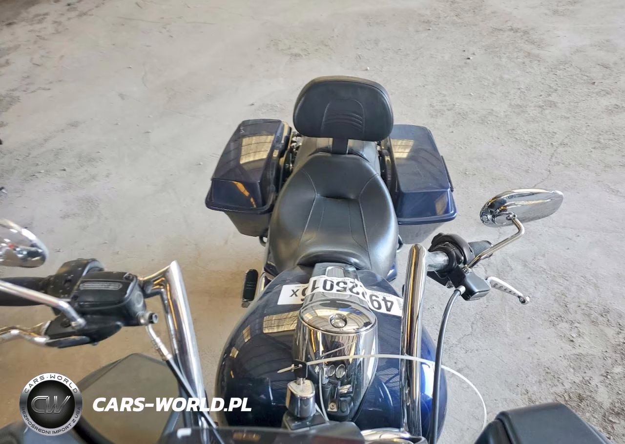 2012 Harley-Davidson Fltrx Road Glide Custom VIN:1HD1KHM1XCB608079 - 5