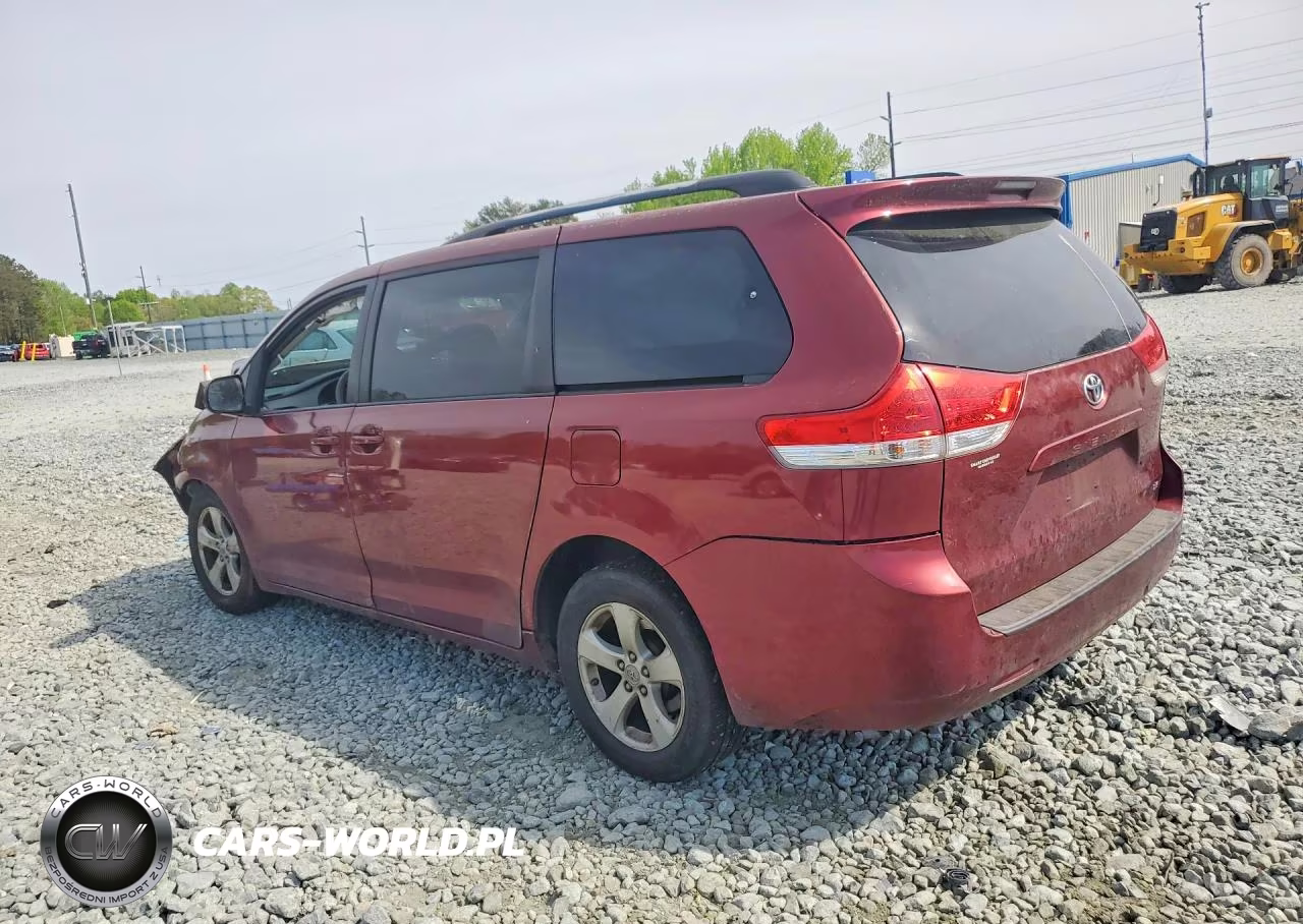 2011 Toyota Sienna Le VIN:5TDKK3DC9BS075482 - 2