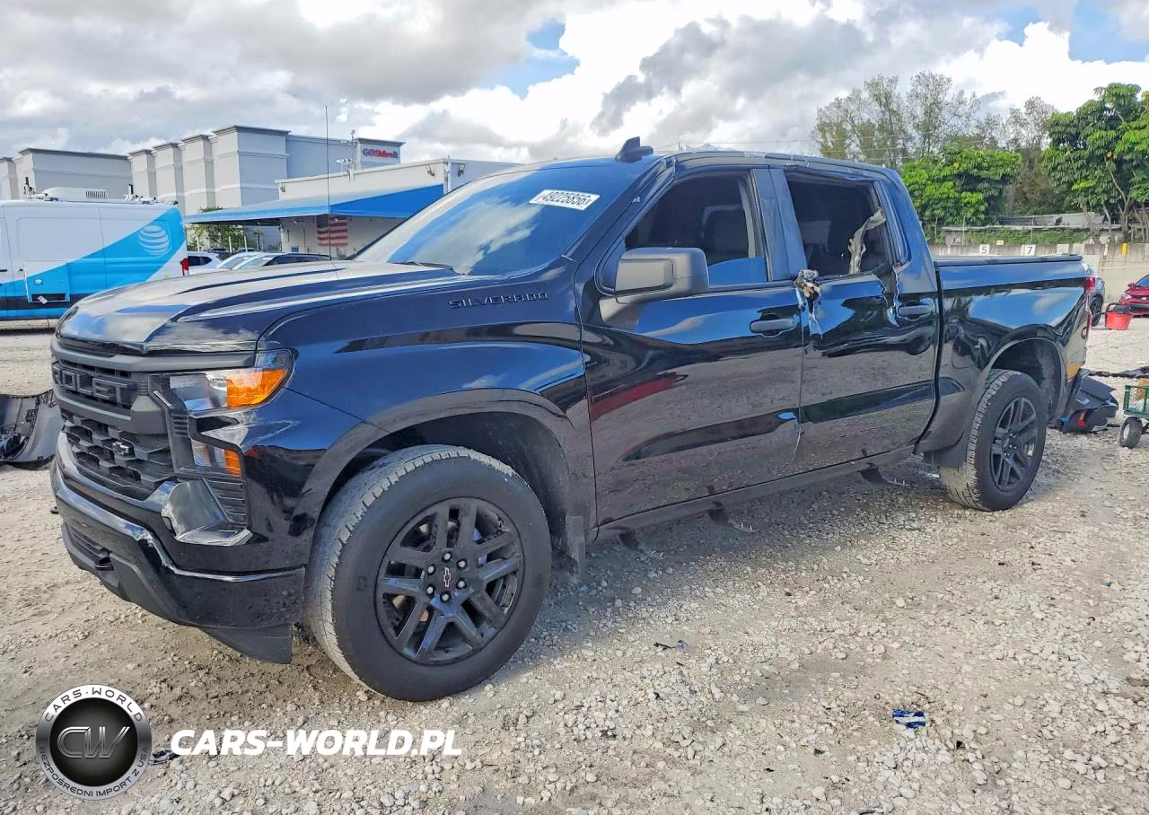 2024 Chevrolet Silverado C1500 Custom