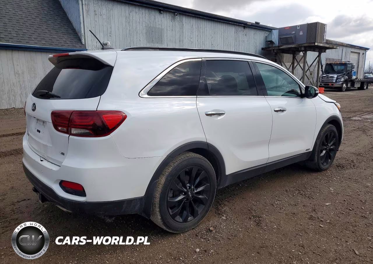 2020 Kia Sorento S VIN:5XYPGDA59LG659771 - 3