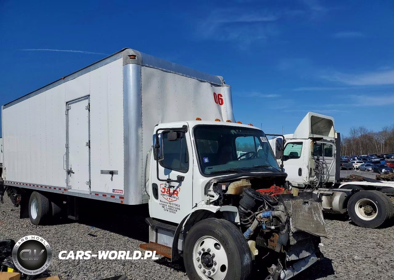 2018 Freightliner Business Class M2 Box Truck