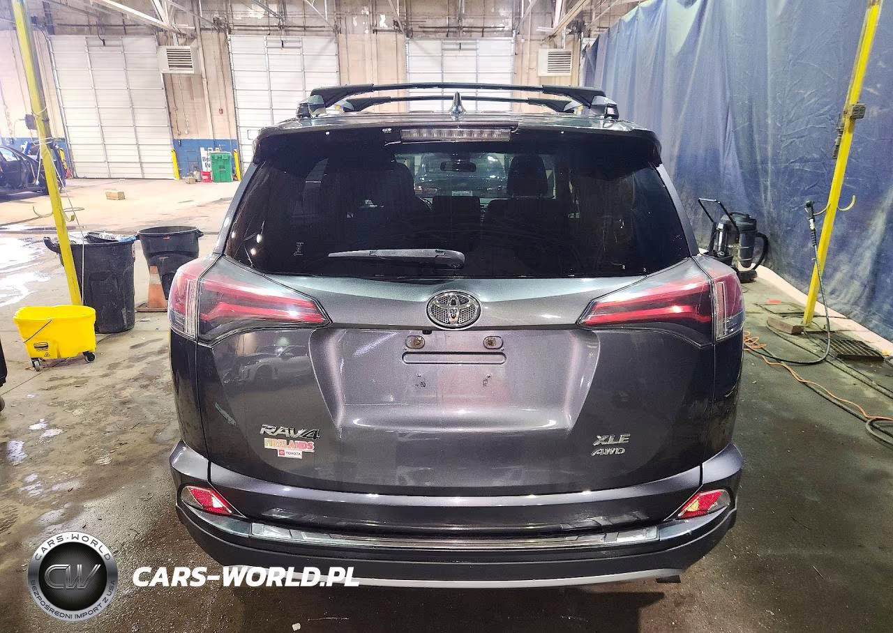 2018 Toyota Rav4 Xle VIN:JTMRFREV5JD228052 - 6