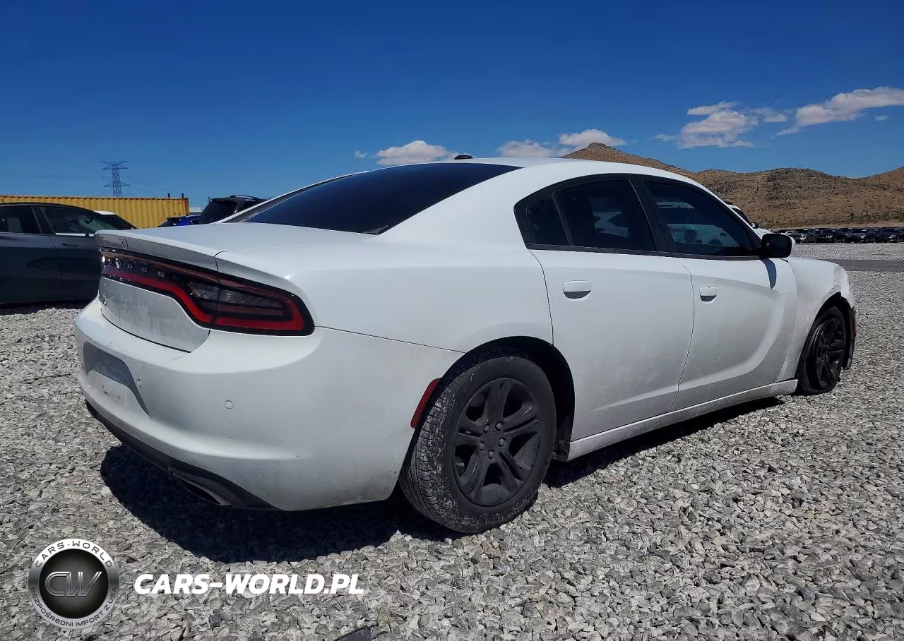 2019 Dodge Charger Sxt VIN:2C3CDXBG8KH714272 - 3