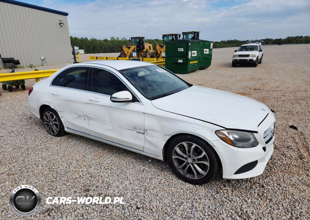 2016 Mercedes-Benz C 300 VIN:55SWF4JB4GU162823 - 4