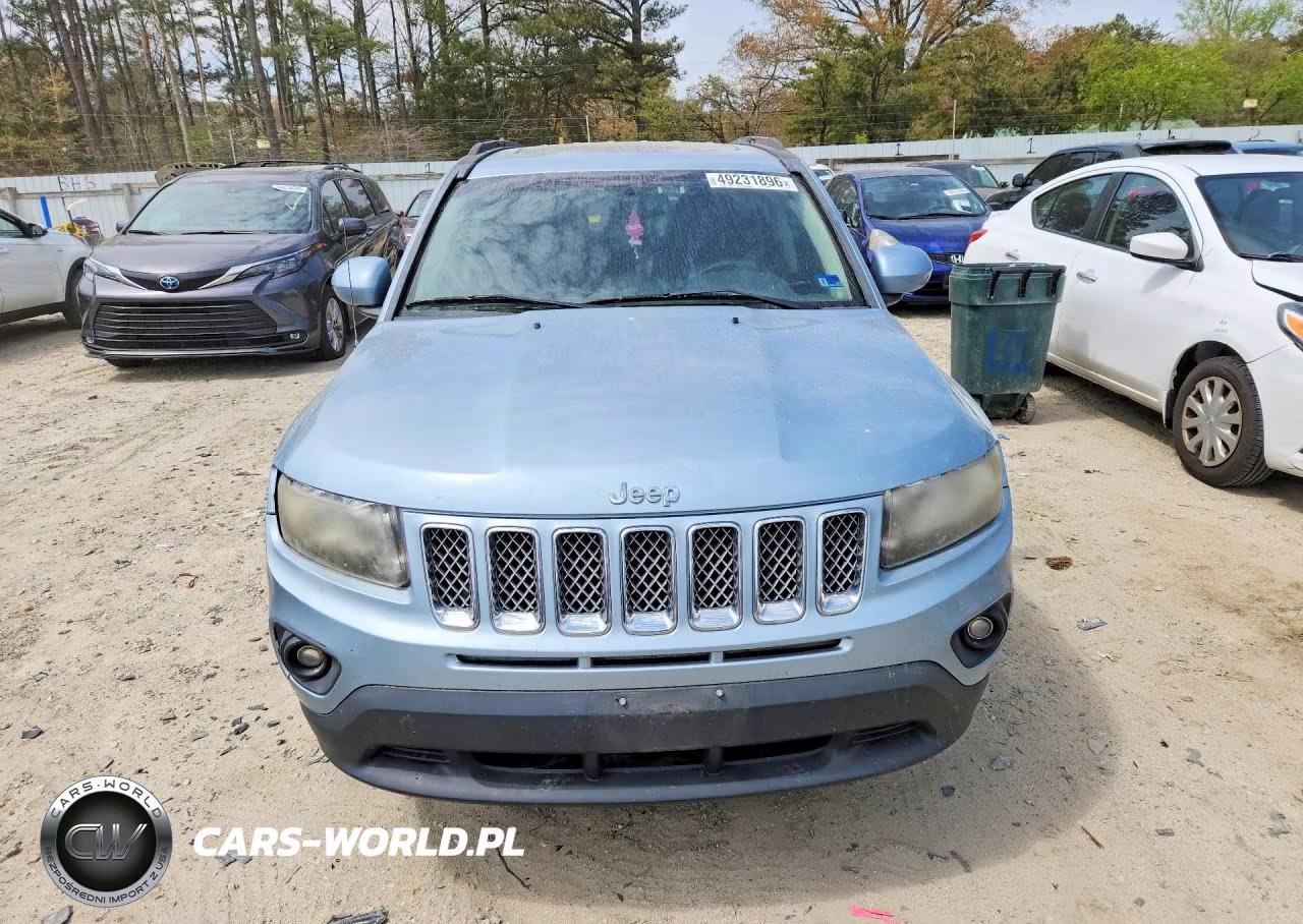 2014 Jeep Compass Latitude VIN:1C4NJDEB7ED528865 - 5