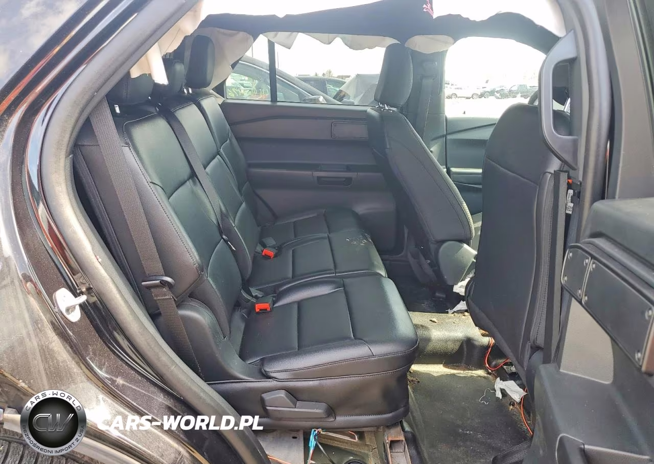 2023 Ford Explorer Police Interceptor VIN:1FM5K8AB7PGC18707 - 11