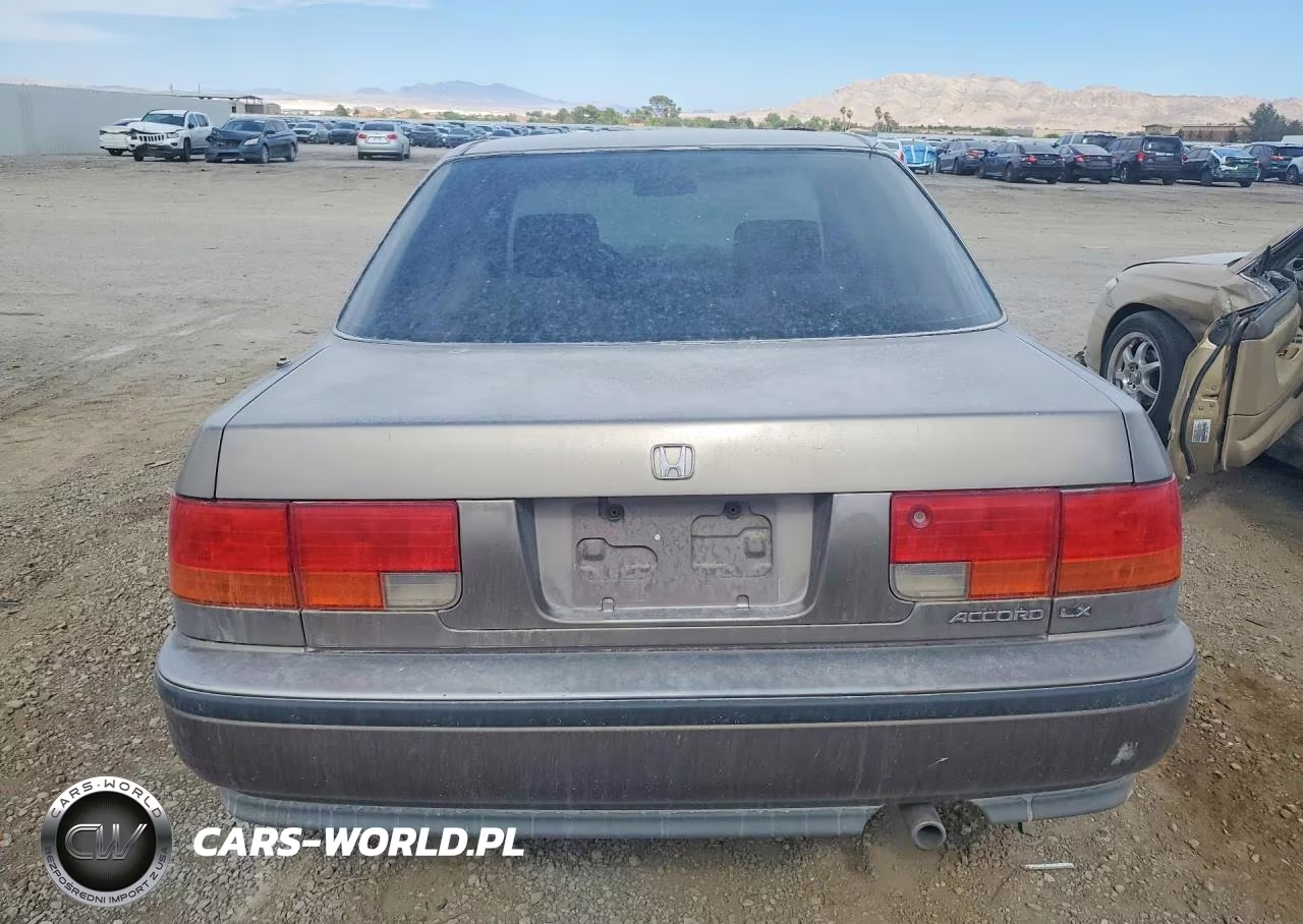 1993 Honda Accord Lx VIN:JHMCB7658PC046766 - 6