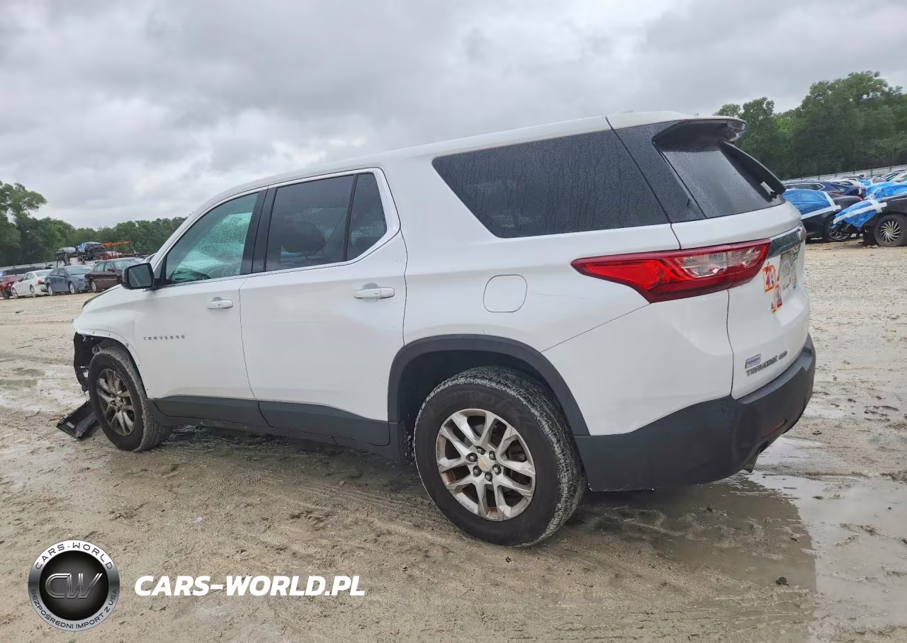 2019 Chevrolet Traverse Ls VIN:1GNEVFKW5KJ158107 - 2