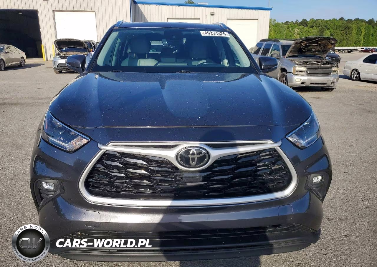 2021 Toyota Highlander Xle VIN:5TDHZRAHXMS519724 - 5