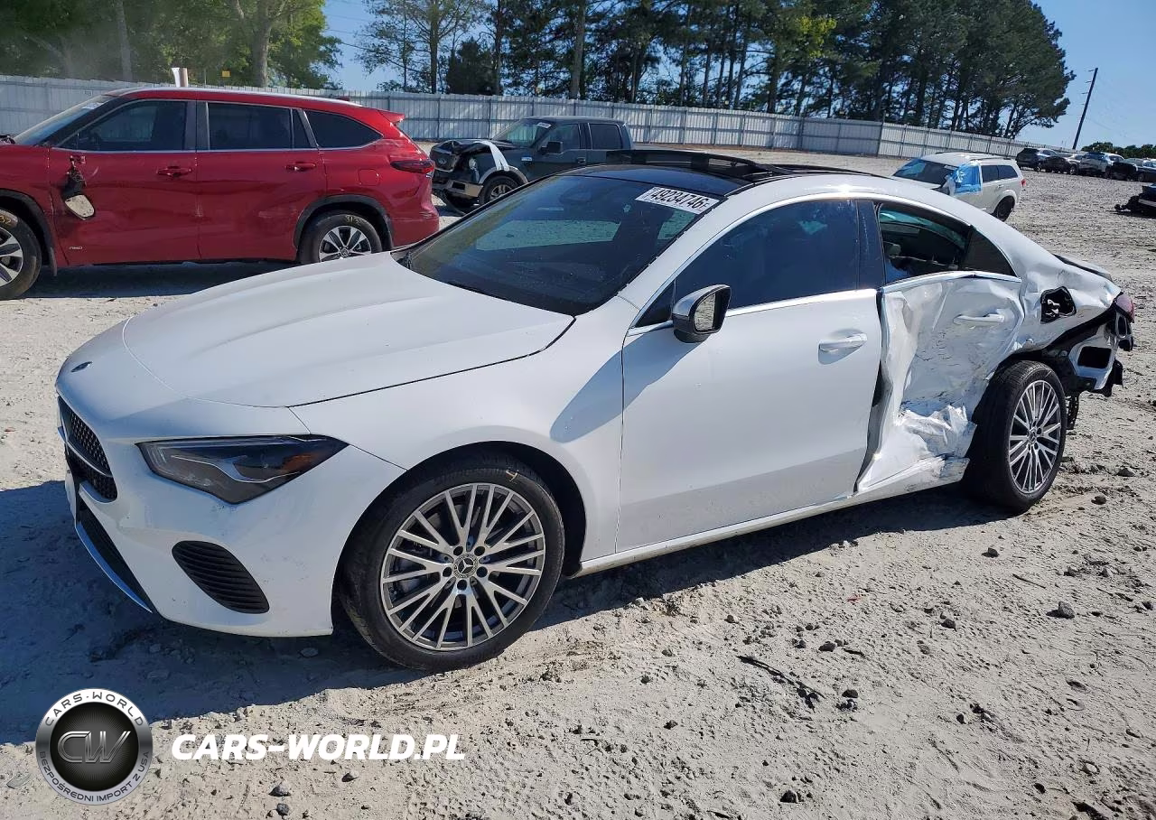 2025 Mercedes-Benz Cla 250 – zdjęcie 1 z 13