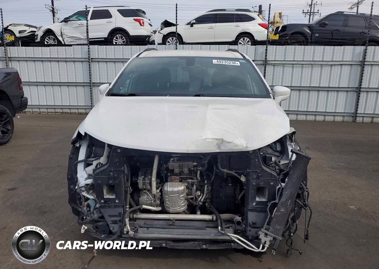 2019 Chrysler Pacifica Touring L Plus VIN:2C4RC1EG8KR574784 - 5