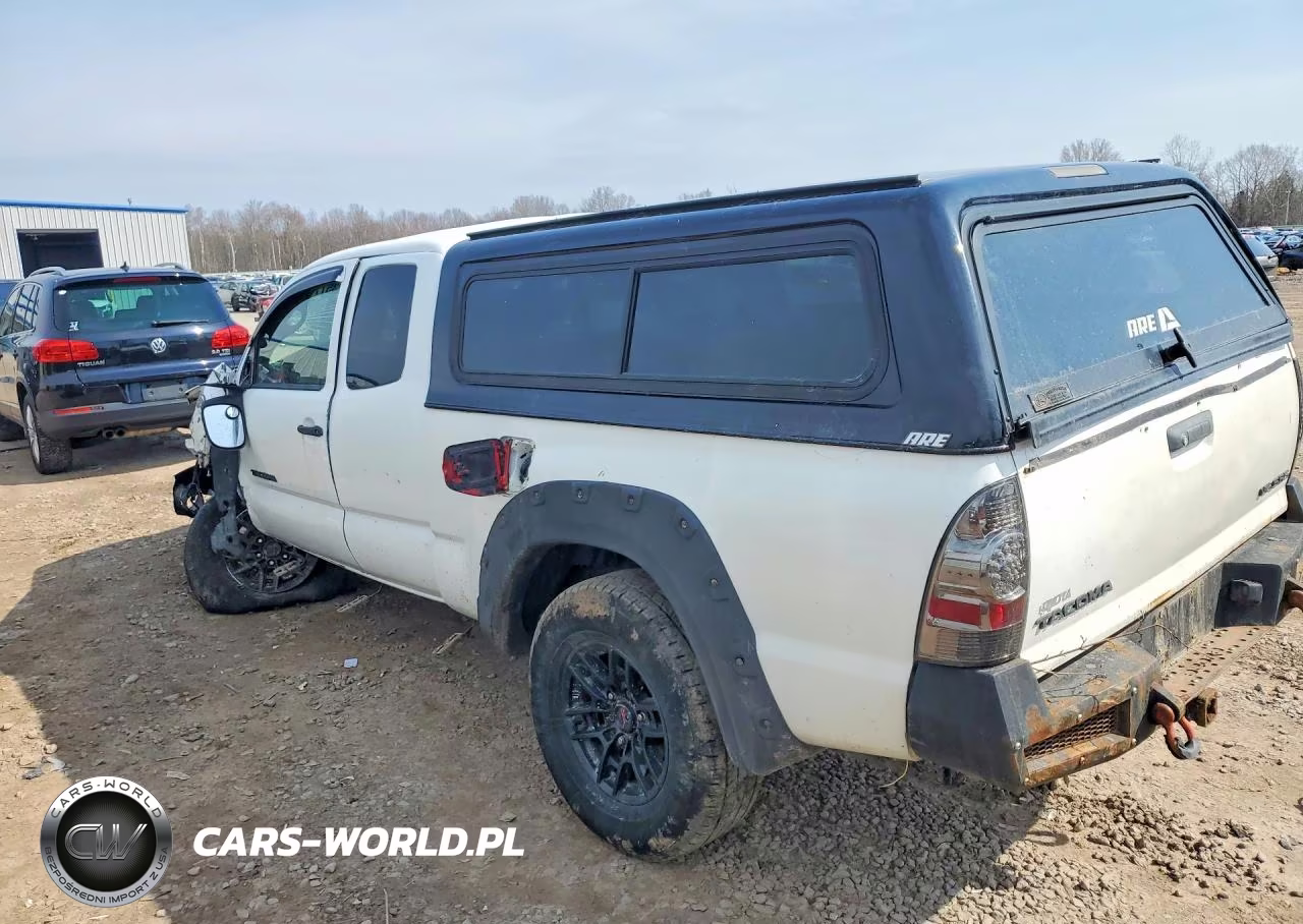 2005 Toyota Tacoma Access Cab VIN:5TEUU42N85Z037746 - 2