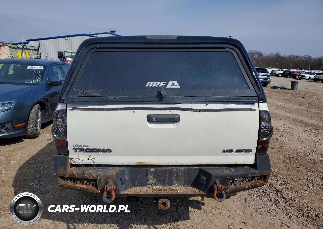 2005 Toyota Tacoma Access Cab VIN:5TEUU42N85Z037746 - 6