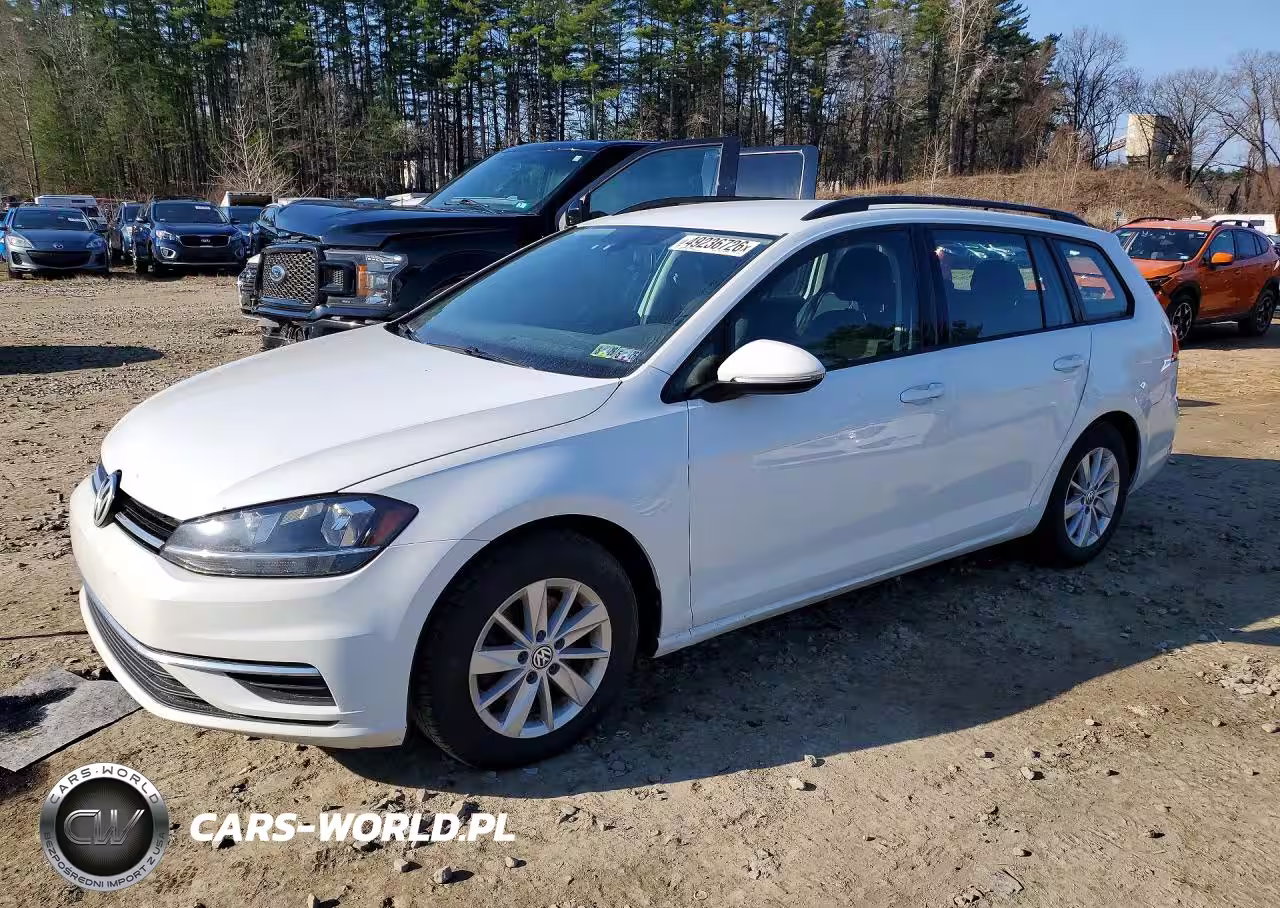 2018 Volkswagen Golf Sportwagen S