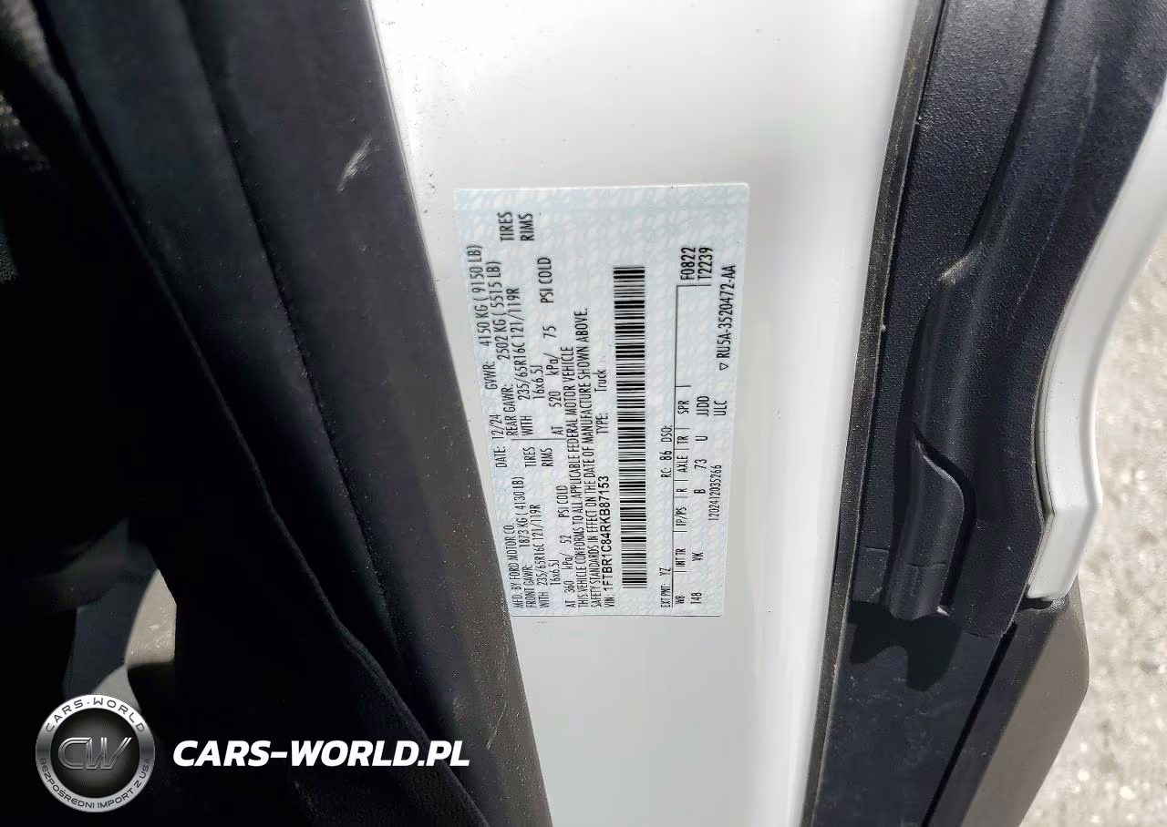 2024 Ford Transit 250 Delivery Van VIN:1FTBR1C84RKB87153 - 13