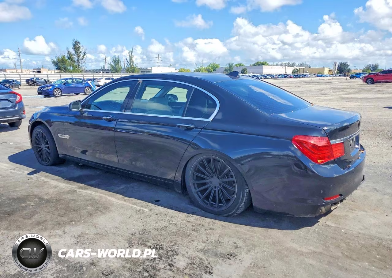 2012 BMW 750 Lxi VIN:WBAKC8C57CC437645 - 2
