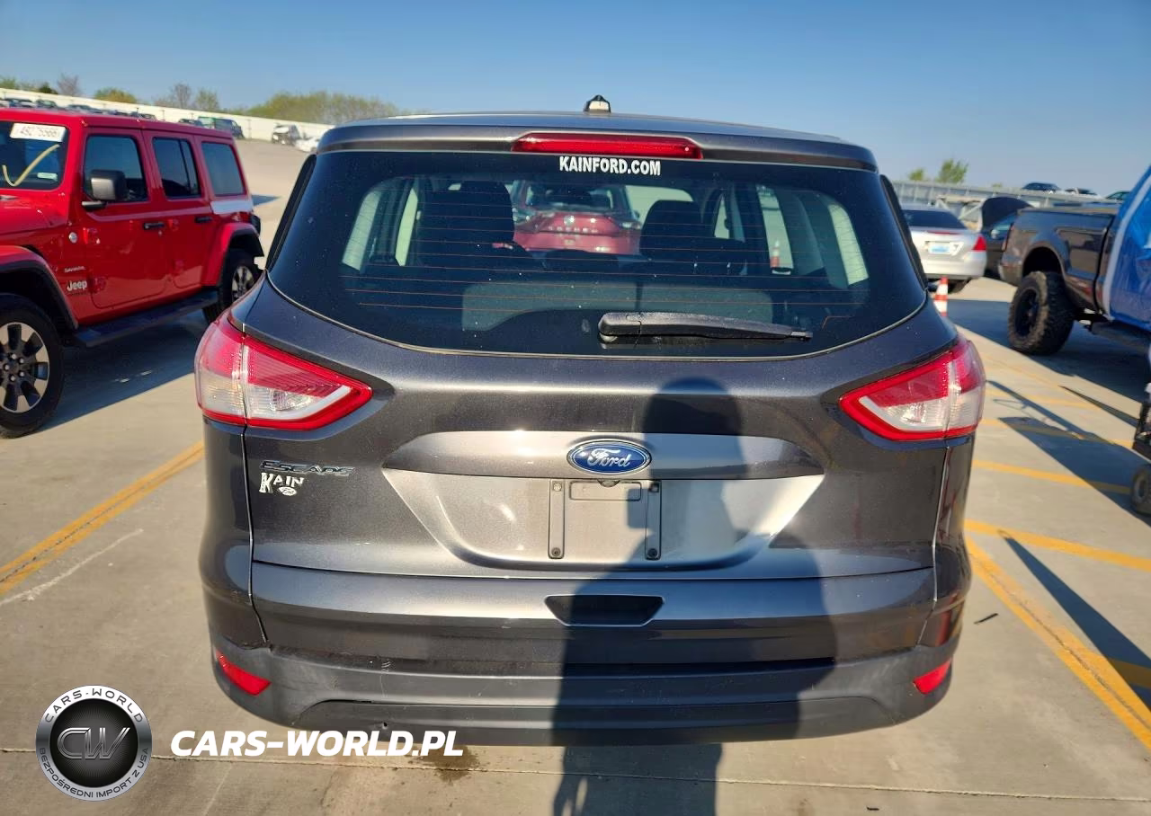 2015 Ford Escape S VIN:1FMCU0F7XFUB91462 - 6
