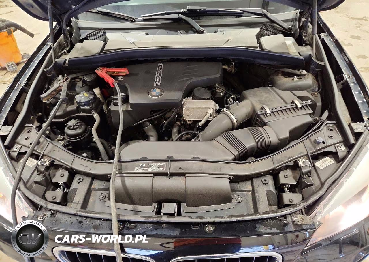 2015 BMW X1 xDrive28I VIN:WBAVL1C53FVY38980 - 11