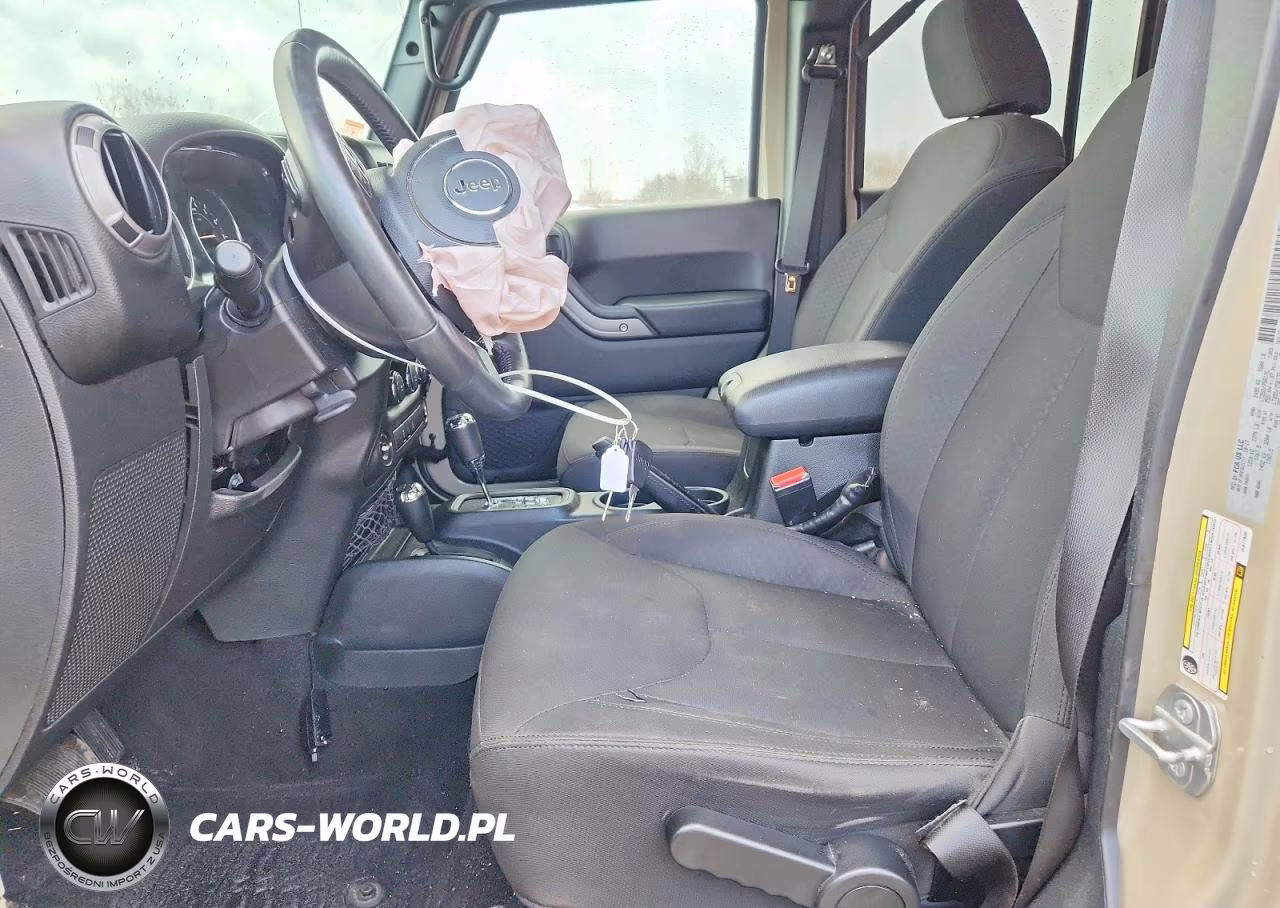 2018 Jeep Wrangler Unlimited Sport VIN:1C4BJWDG8JL817930 - 7