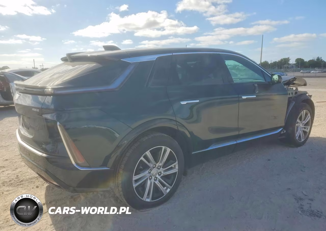 2024 Cadillac Lyriq Tech VIN:1GYKPMRK7RZ138332 - 3