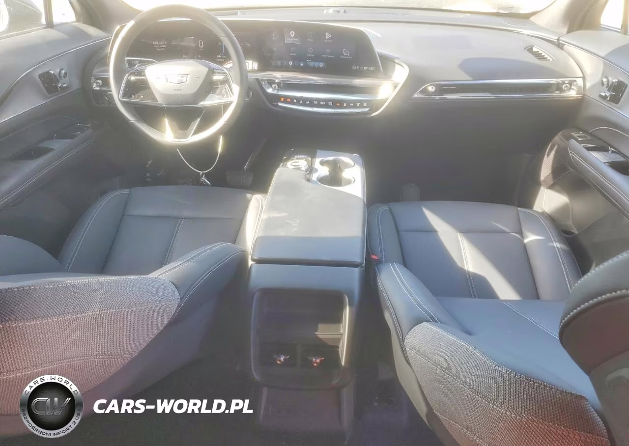 2024 Cadillac Lyriq Tech VIN:1GYKPMRK7RZ138332 - 8