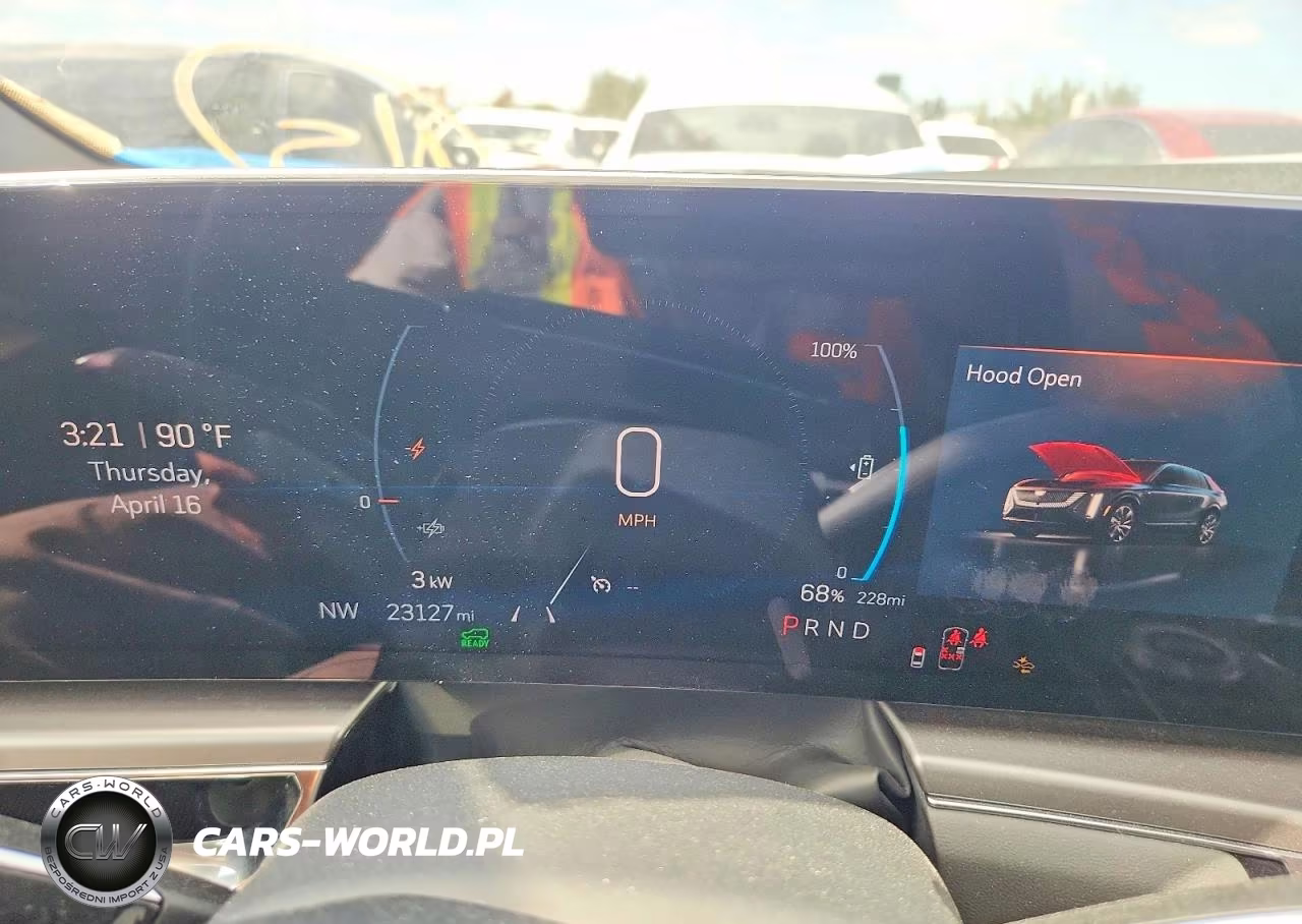 2024 Cadillac Lyriq Tech VIN:1GYKPMRK7RZ138332 - 9
