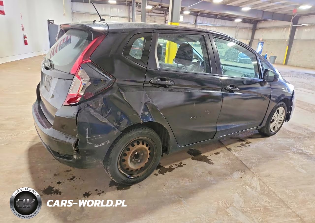 2018 Honda Fit Lx VIN:3HGGK5H49JM732088 - 3