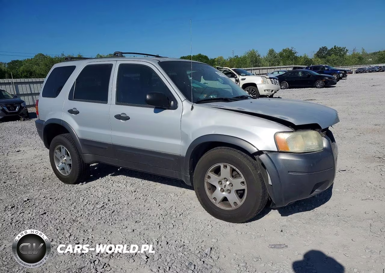 2004 Ford Escape Xlt VIN:1FMCU93104KA42622 - 4