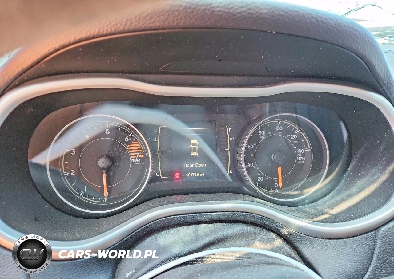 2016 Jeep Cherokee Sport VIN:1C4PJLAB5GW107212 - 9