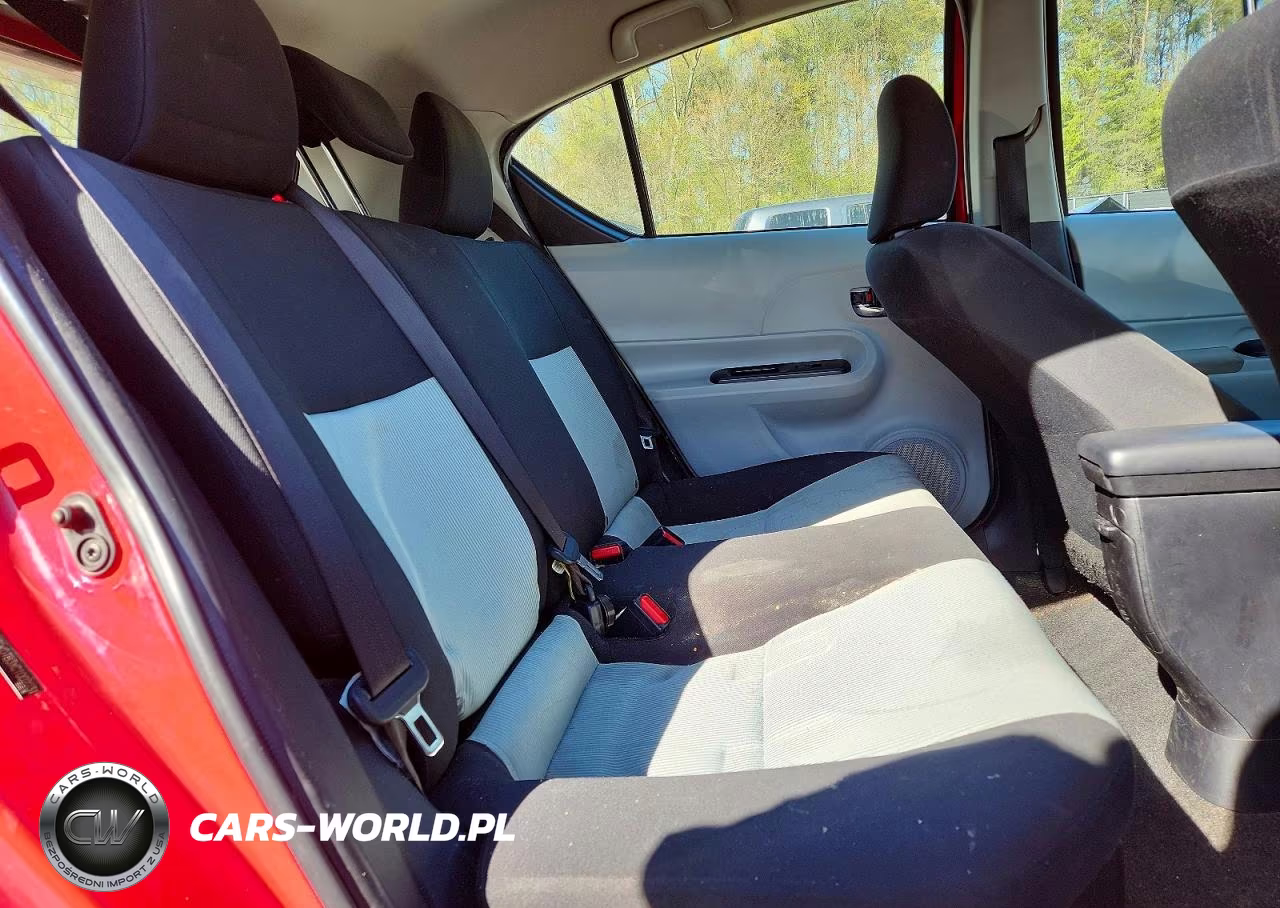 2012 Toyota Prius C Two VIN:JTDKDTB3XC1002231 - 10