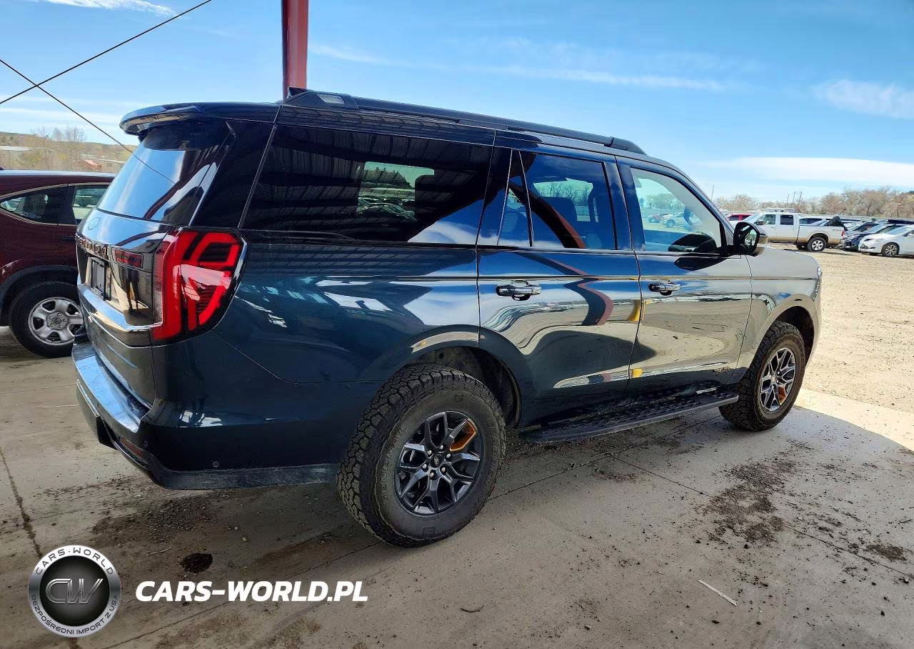 2025 Ford Expedition Tremor VIN:1FMJU1RG8SEA62018 - 3