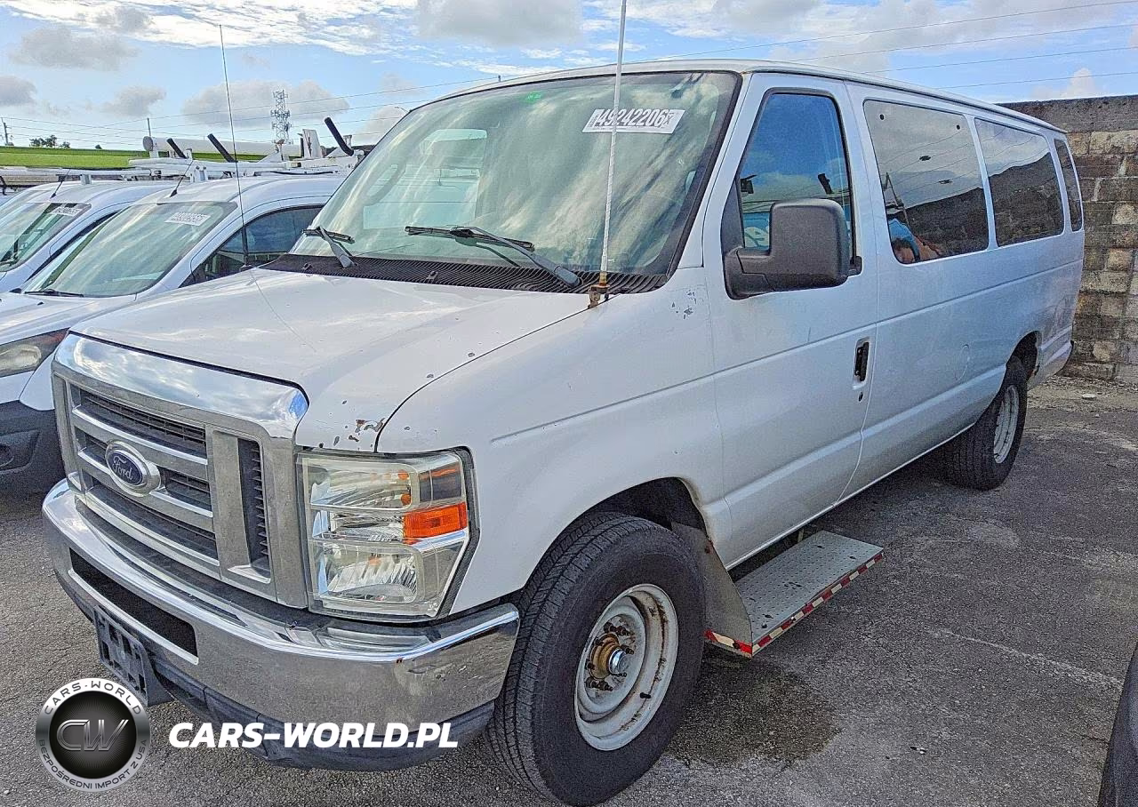 2012 Ford Econoline E350 Super Duty Wagon