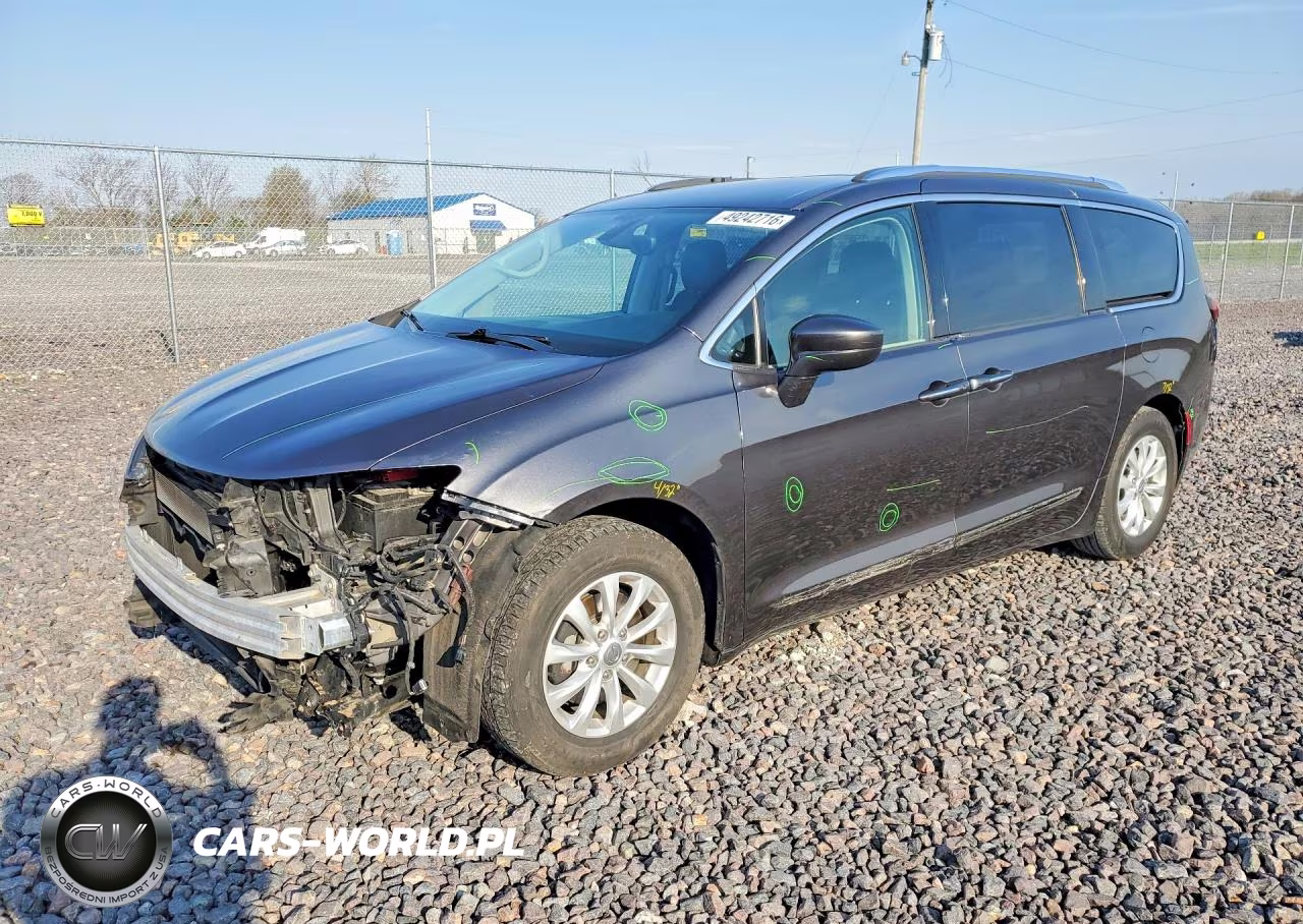 2018 Chrysler Pacifica Touring L Plus