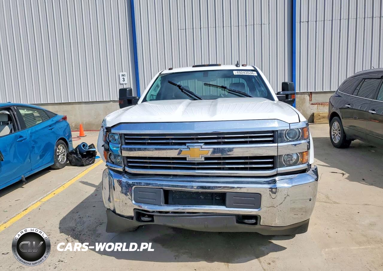 2015 Chevrolet Silverado K2500 Heavy Duty VIN:1GC2KUEG6FZ542675 - 5